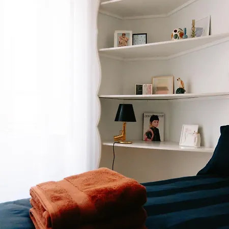 Le Mademoiselle Apartment *