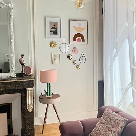 Le Mademoiselle Apartment *